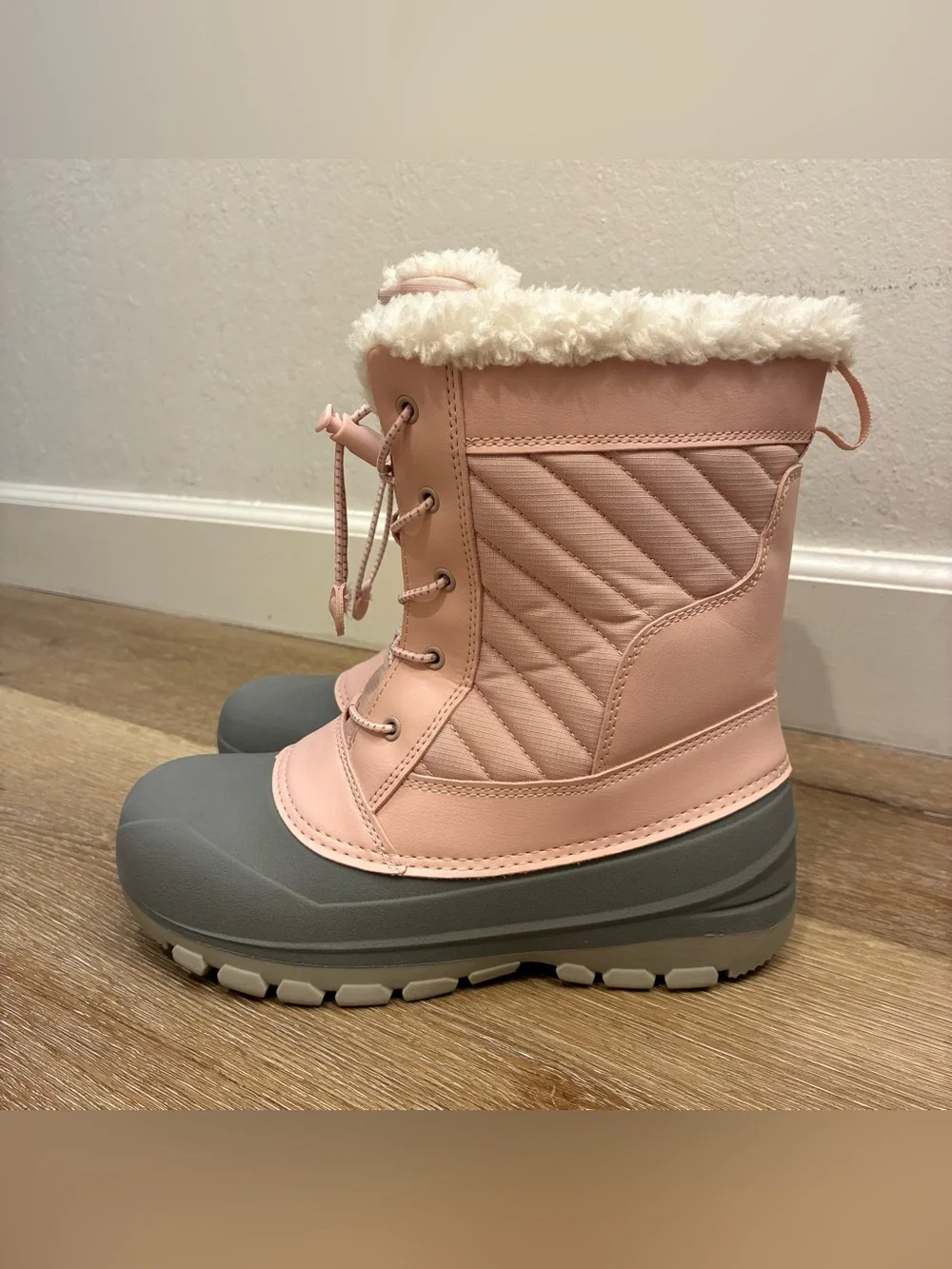 All in Motion Kids' Skylar Waterproof Snow Boots In Blush Pink Size 5 New No Box